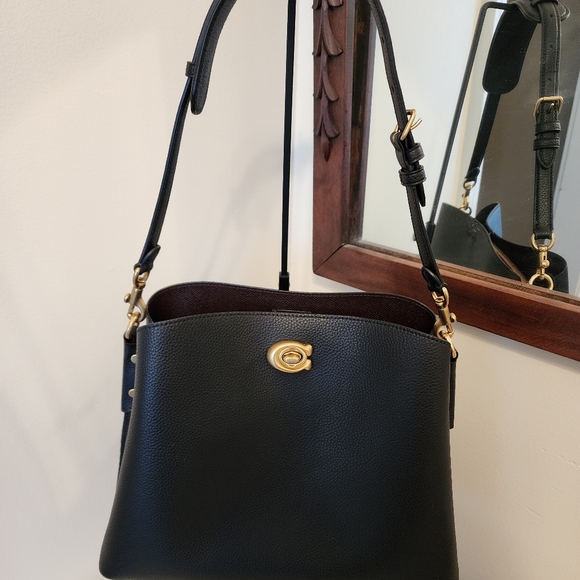 Coach Willow Shoulder Bag EUC - Picture 1 of 12